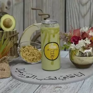 كان عصير افوكانو عسل ومكسرات